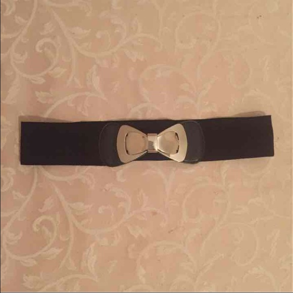 Belts - Picture 2 of 4