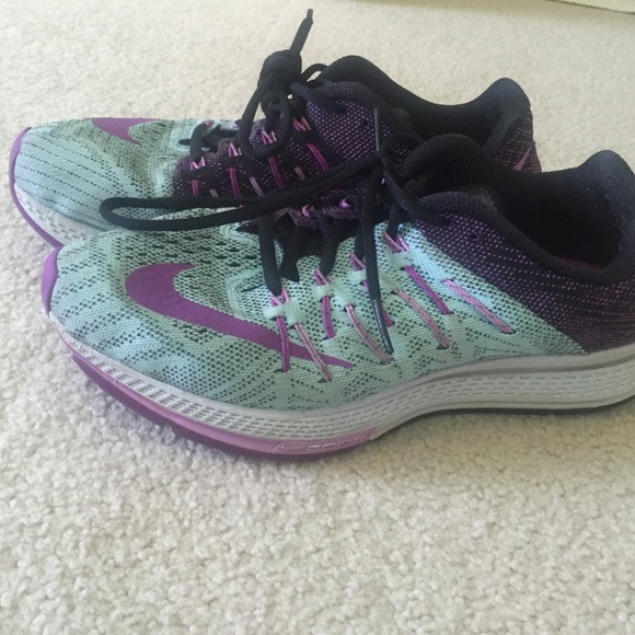 Nike Shoes - Nike zoom elite shoes