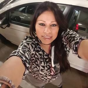 Meet your Posher, Alma