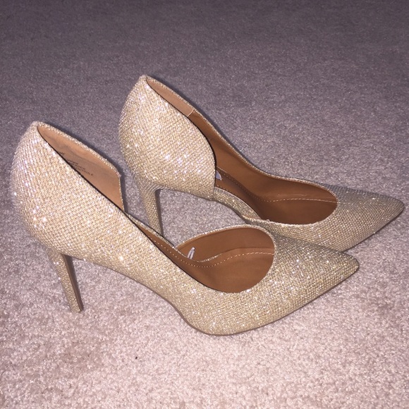 Gold Sparkle Steve Madden Pumps