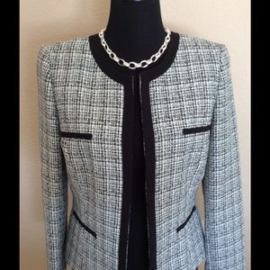 Reduced!! NWT Tahari Black & White Tweed Jacket
