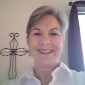 Meet your Posher, Connie