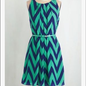 Mod Cloth Great Wavelengths dress in Jade, Size 2x