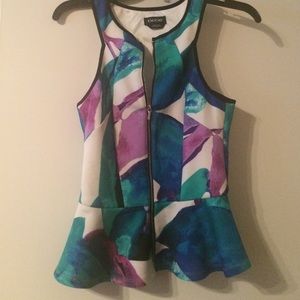 Bebe peplum zipper top 💙