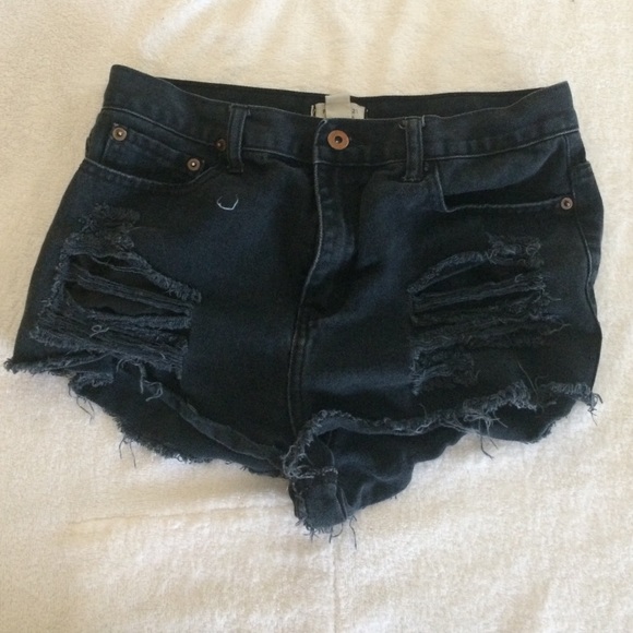 FLASH SALE SHIPS TODAY//Black High Waisted Shorts