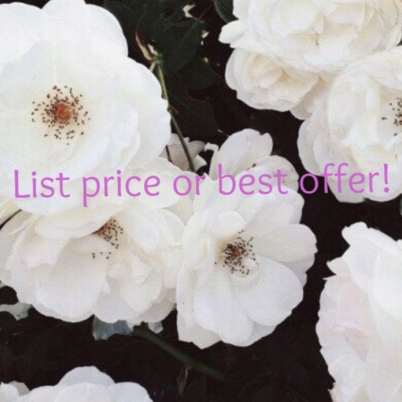 ☺️ List Price or Best Offer! ☺️