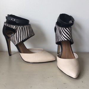 Dolce Vita Shoes - DV by Dolce Vita Ferris Pump sz 9.5 Dolce Vita Shoes - DV by Dolce Vita Ferris Pump sz 9.5