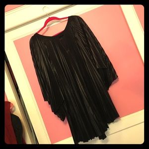 Gorgeous 70's chic black BCBG dress flowy & boho