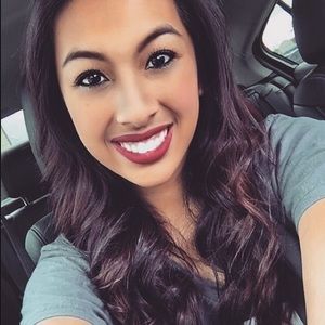 Meet your Posher, Katelyn