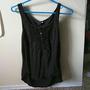 Black tanktop