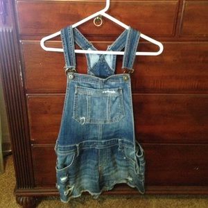 Short overalls