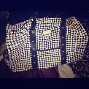 Nicole Miller Weekend Getaway Bag