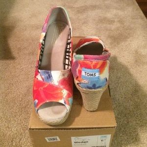 TOMS Wedges