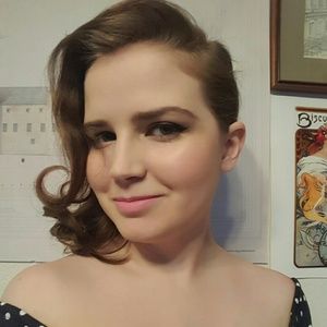 Meet your Posher, Natalie