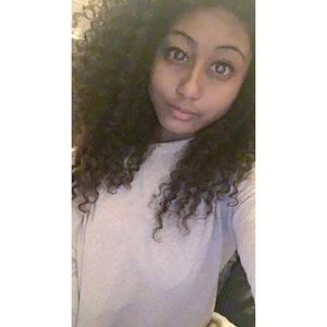 Meet your Posher, Janeane