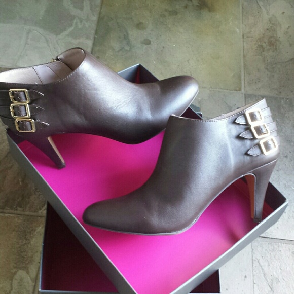 Vince Camuto Velika Booties