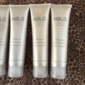 Halo illuminating color protection.  150ml