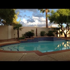 Meet your Posher, Ruth