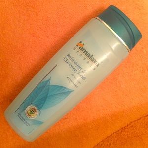Himalaya Herbal refreshing and clarifying toner