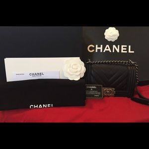 ‼️SOLD‼️ CHANEL Chevron Calfskin Small Boy Bag