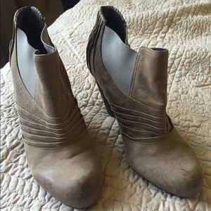 Vince Camuto tan booties