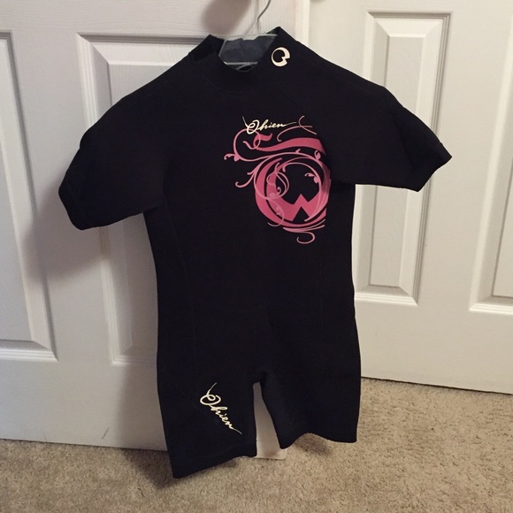 Wetsuit - Picture 1 of 2