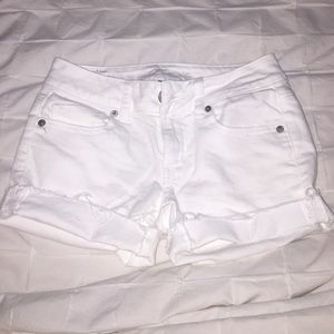 White American eagle shorts