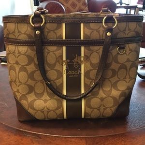 Coach leather purse handbag