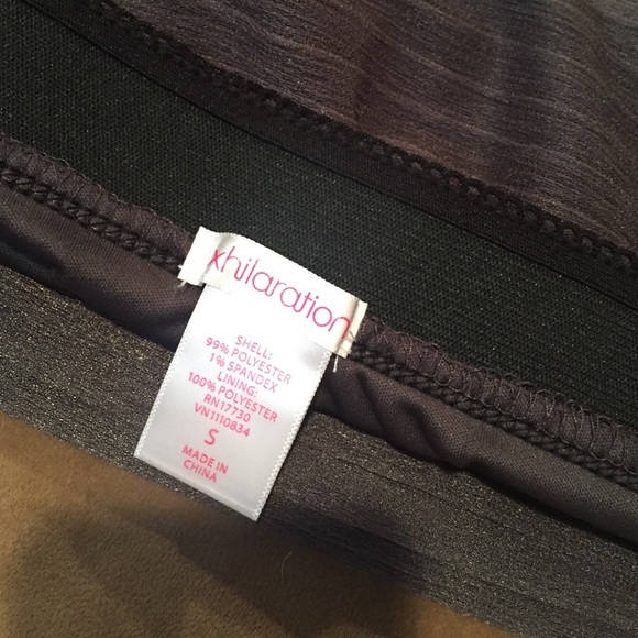 NWOT Cute Grey Skirt! - Picture 4 of 4