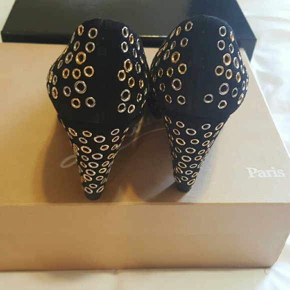 💯 Authentic Prada - Picture 2 of 4