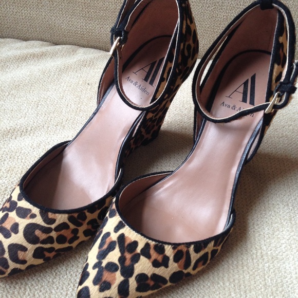 Ava Aiden Ashley Dorsay Wedge Pump In Leopard Ava Aiden Ashley Dorsay Wedge Pump In Leopard