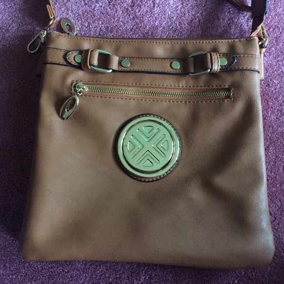 Cross body purse
