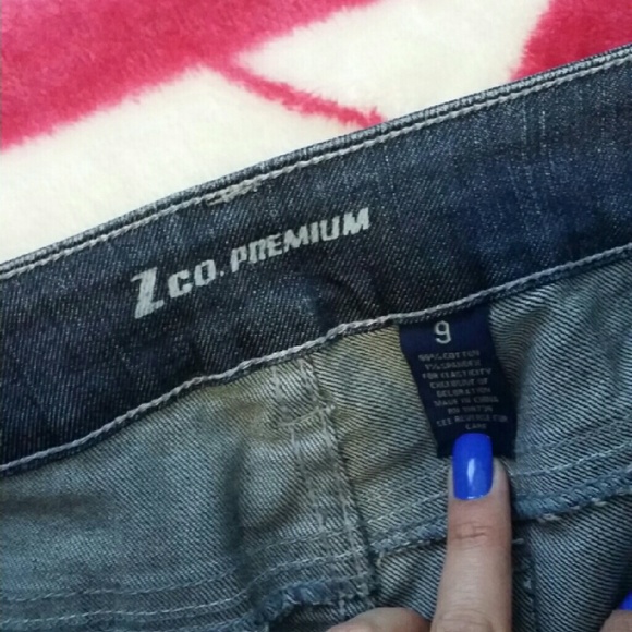 Blue jeans - Picture 3 of 4