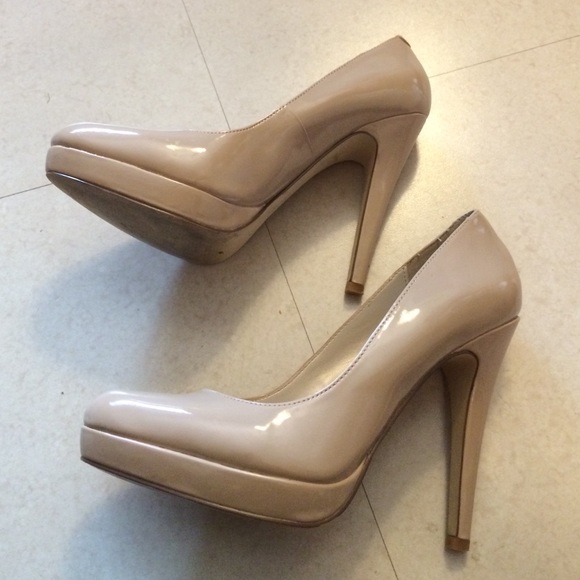 REDUCED - Aldo Heels Nude - Picture 1 of 3