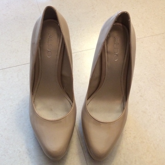REDUCED - Aldo Heels Nude - Picture 2 of 3