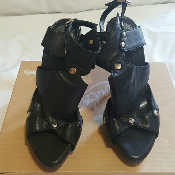 100% Christian Dior heels