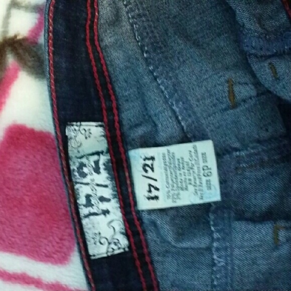 Blue jeans - Picture 3 of 4