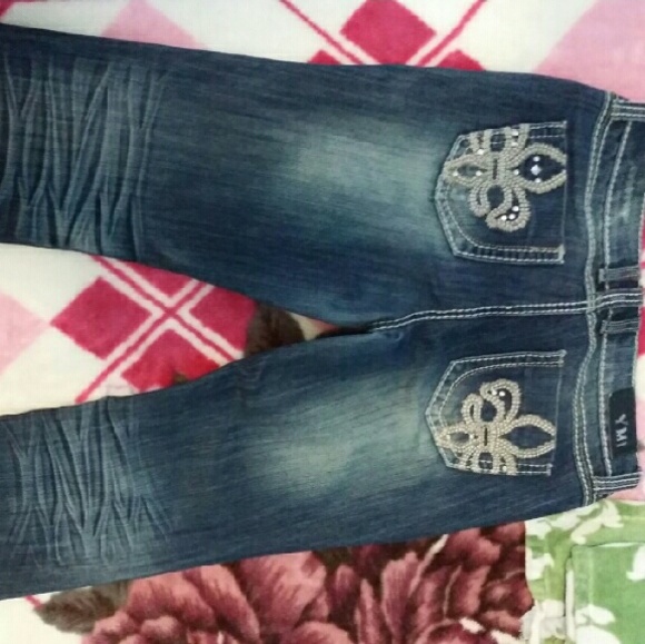 Blue jean - Picture 3 of 4