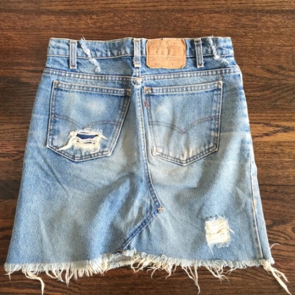 Frayed jean skirt - Picture 3 of 4