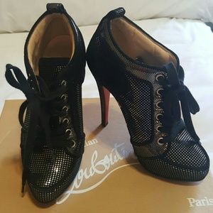 💯Authentic Christian Louboutin ankle boot size