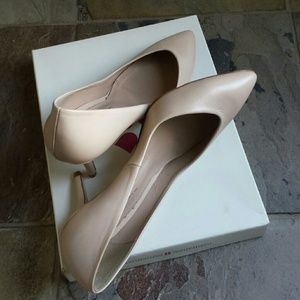 Beige pumps