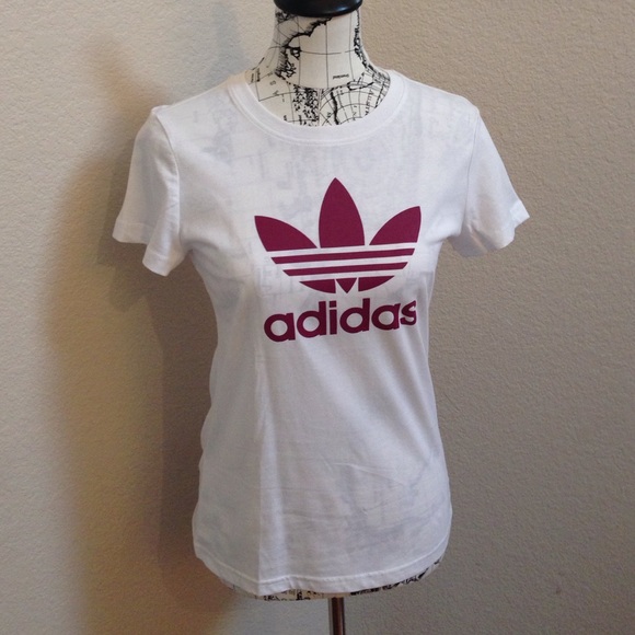 Addidas logo t-shirt