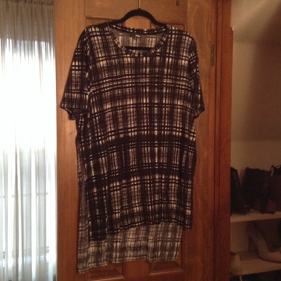 Aritzia Wilfred Free tunic t-shirt