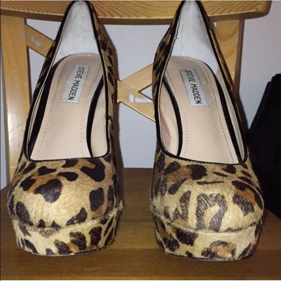 Steve Madden Bevv-L Platform