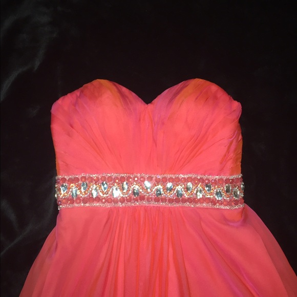 Vienna Prom Dress - Picture 3 of 4