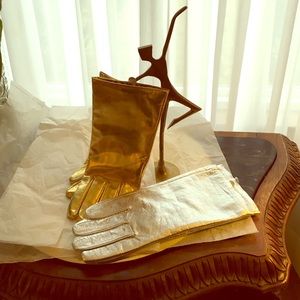 NWOT Gold/Silver Issac Mizarahi Gloves
