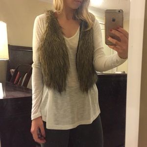 Faux fur vest!