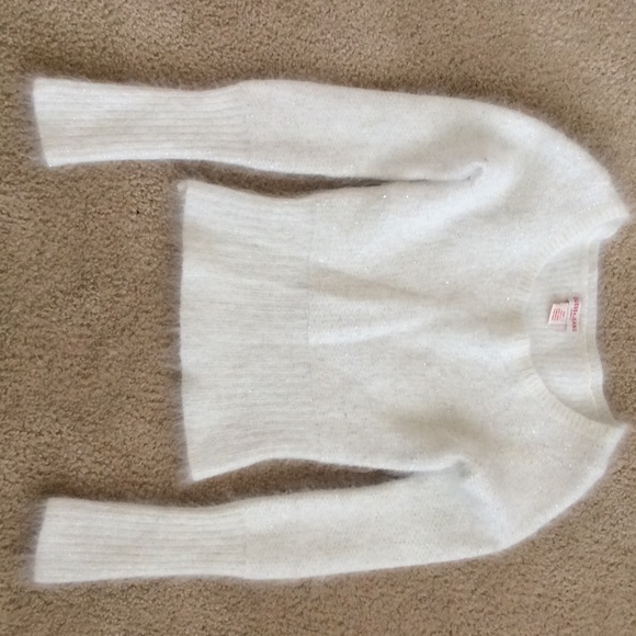 Women's sweater