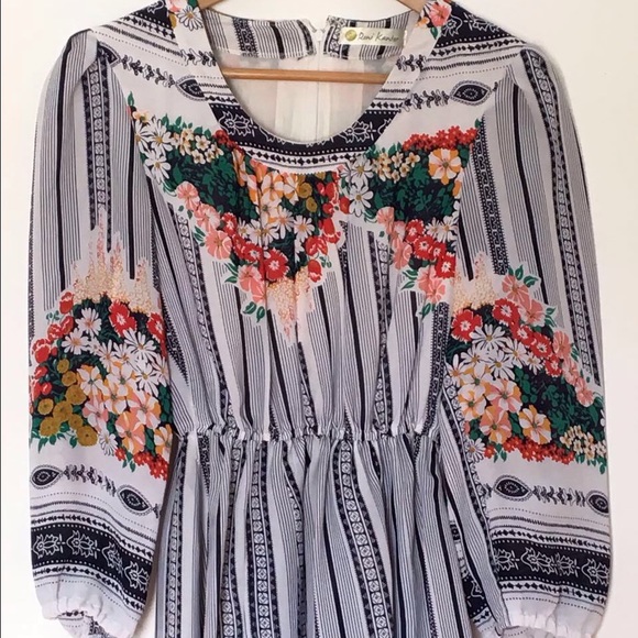 Vintage dress! - Picture 2 of 2