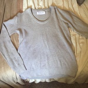 A Grey Everlane Longsleeve 🌑